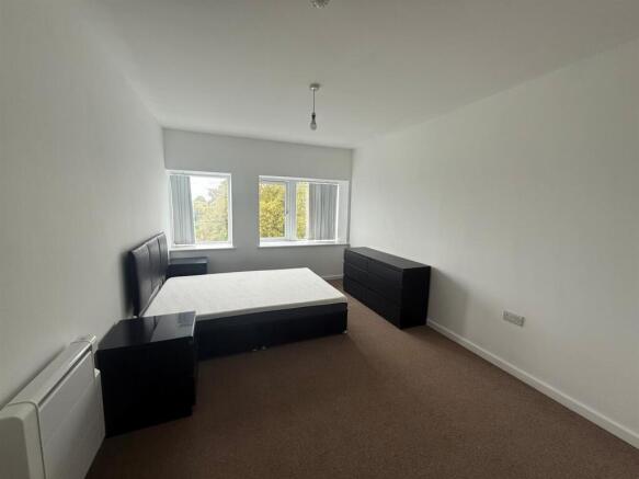 bedroom.jpg