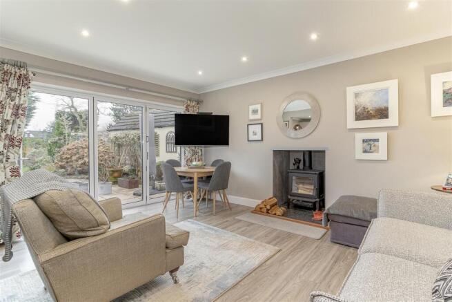3 bed Detached for sale Image 5