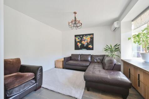 Gaddesden Crescent, Watford, WD25