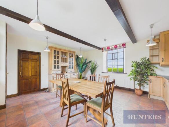 3 bed Detached for sale Image 10