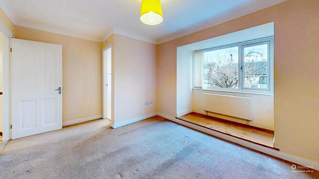 4 bed Semi-Detached for sale Image 11