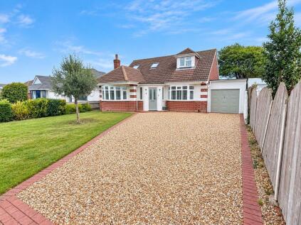 Sea Road, New Milton