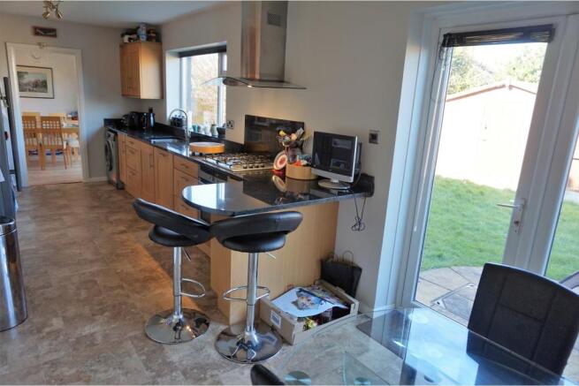 Kitchen / Breakfast
