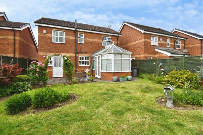 4 bed Detached for sale Image 4