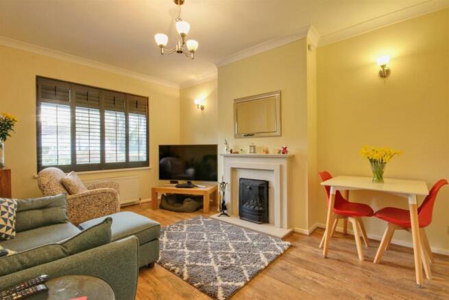 Lounge Dining Room