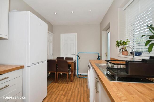2 bed Semi-Detached for sale Image 10