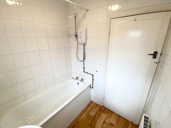 HOUSE BATHROOM