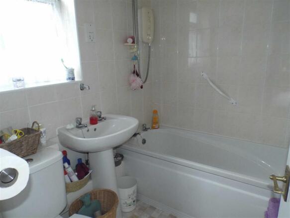 BATHROOM: