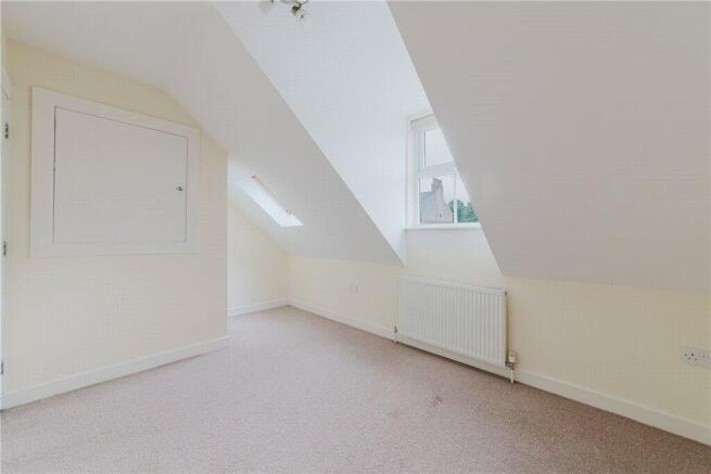 3 bed End of Terrace to rent Image 10