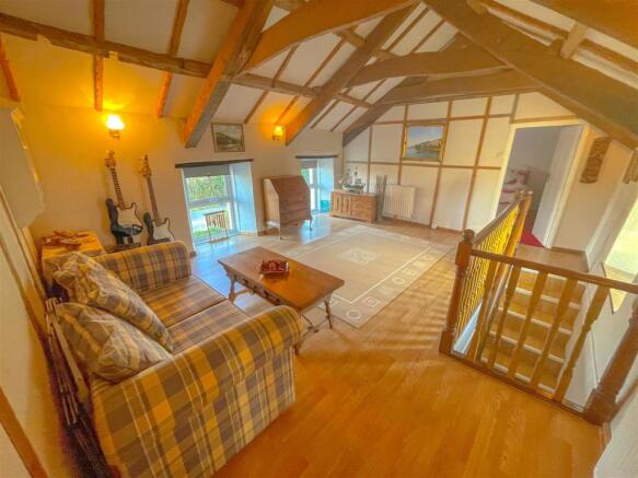 Landing/Sitting Area