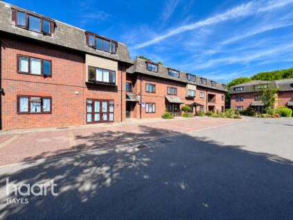 Westcombe Lodge Drive, Hayes