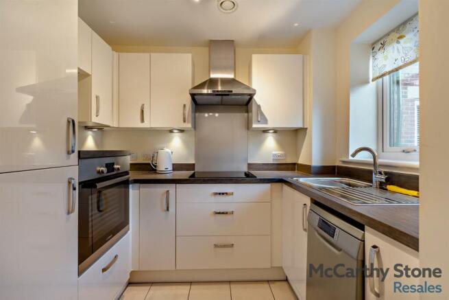 1 bed Apartment for sale Image 9