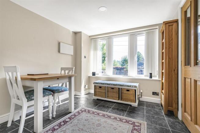 3 bed Semi-Detached for sale Image 8