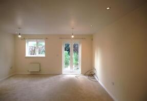 1b, Queens Road, Manchester M8 8UQ