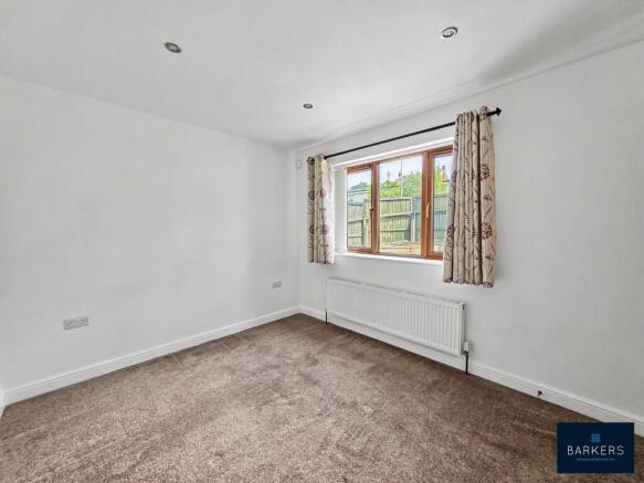 2 bed Detached Bungalow for sale Image 8