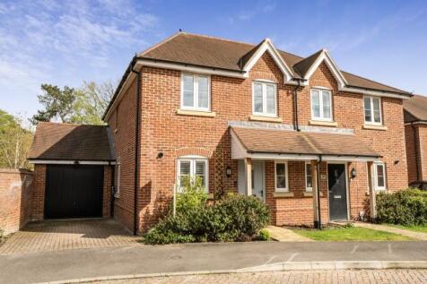 Whitfield Gardens, East Hanney, Wantage