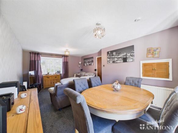 CAM02773G0-PR0297-STILL013