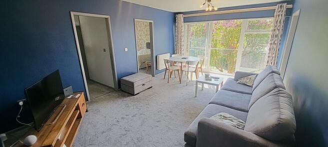 lounge use