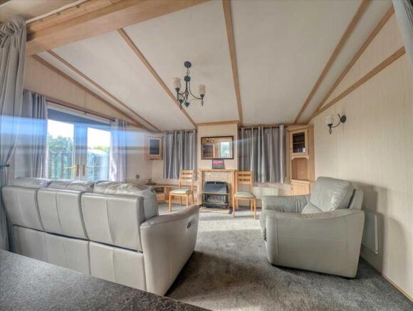 Haven Village, Promenade Way, Brightlingsea photo 5