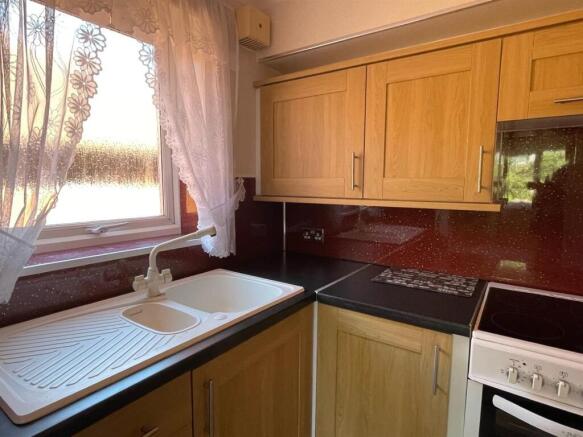 Kitchen1.jpg
