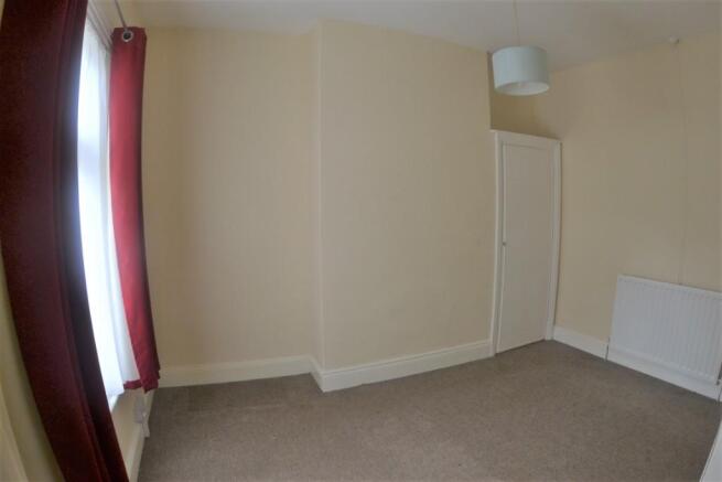 2 bed Terraced to rent Image 8