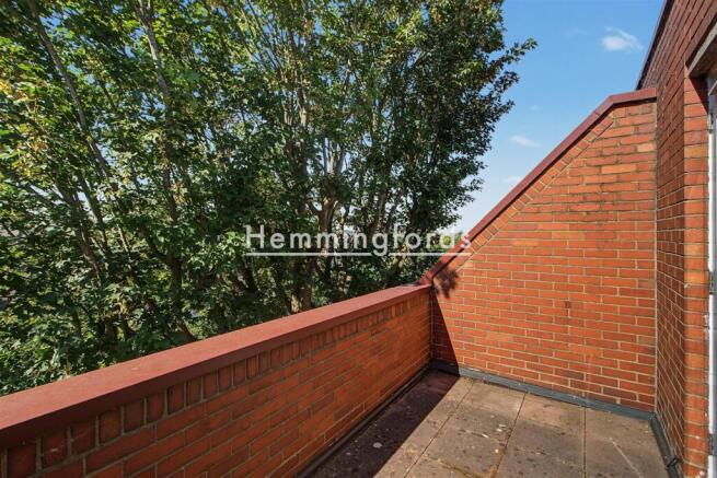 Highgate Spinney N8-14.jpg