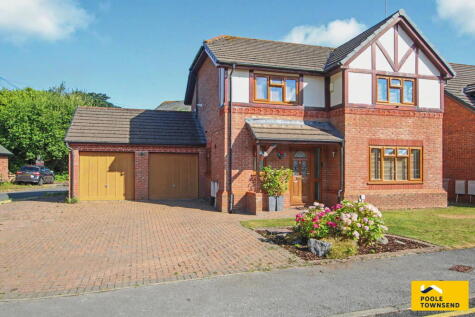 Abbey Way, BARROW-IN-FURNESS, LA14 1BP
