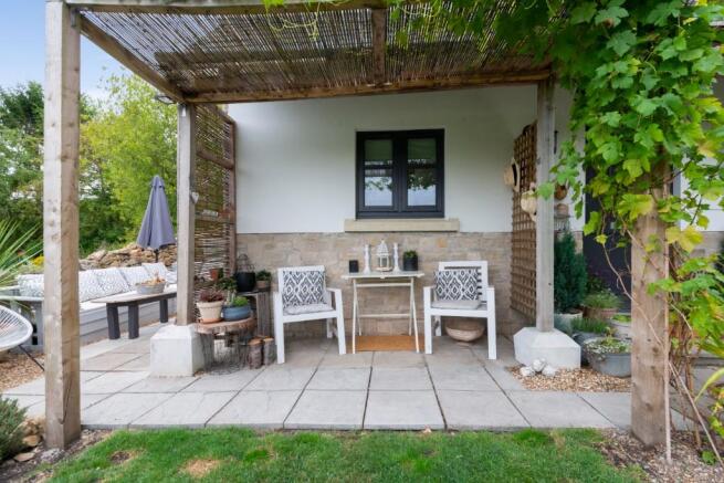 Front terrace