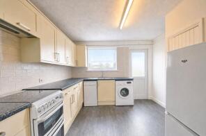 6, Olympus Close, Bristol BS34 6HZ