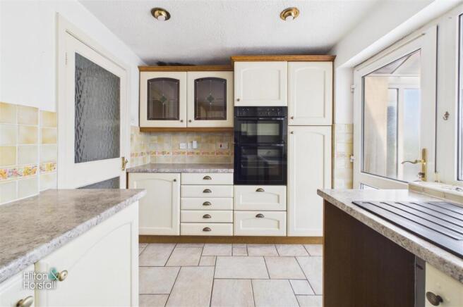 2 bed Cottage for sale Image 7