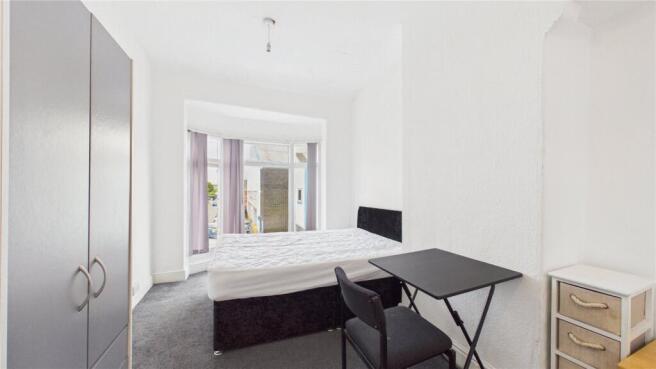 2 bed House to rent Image 4