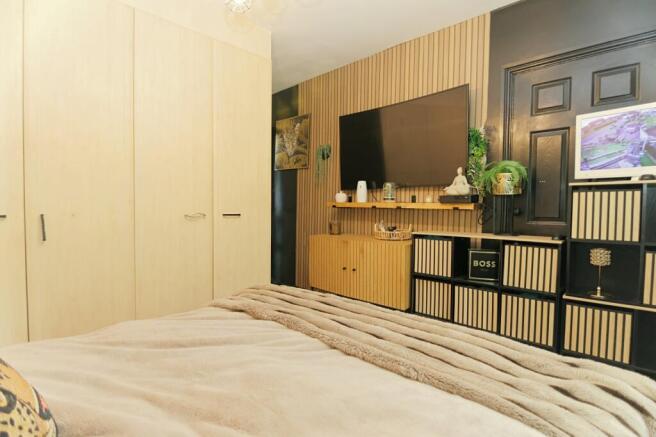3 bed Semi-Detached for sale Image 11