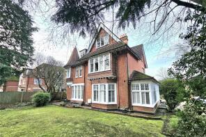 Flat 4, 35, Upper Park Road, Camberley GU15 2EG