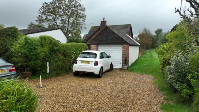 GARAGE/WORKSHOP