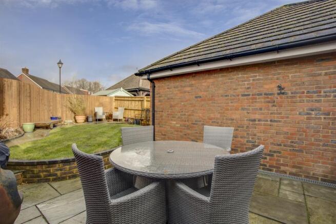 Patio & Garden