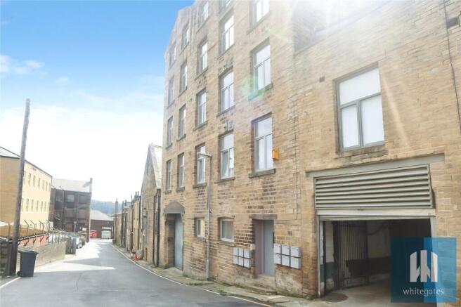 2 bed Apartment to rent Image 7