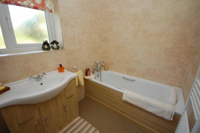 Bathroom/Wc