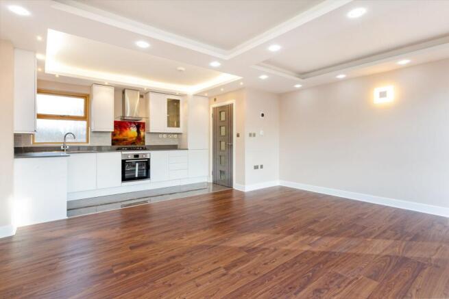 Open-Plan Kitchen/Lounge
