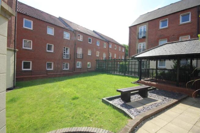 1 bed Flat to rent Image 8