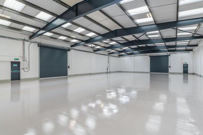 Unit 2268B Elgin Ind Est Swindon-73.jpg