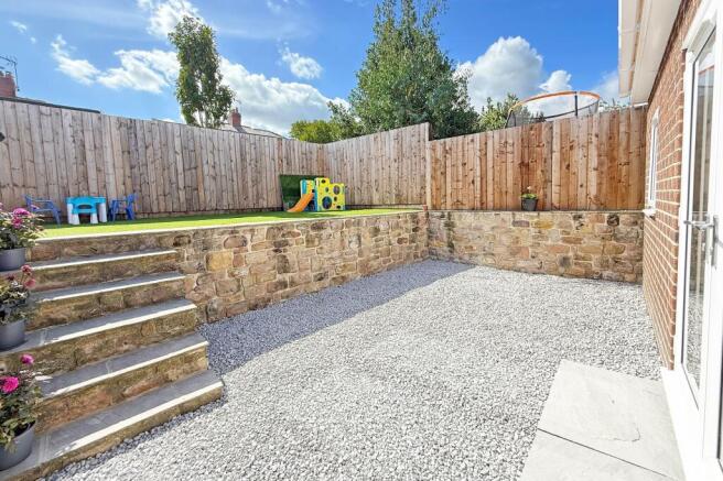 2 bed Semi-Detached Bungalow for sale Image 9
