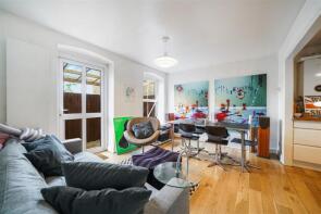 1, 49a Foundry Court, Brownlow Road, London NW10 9QS