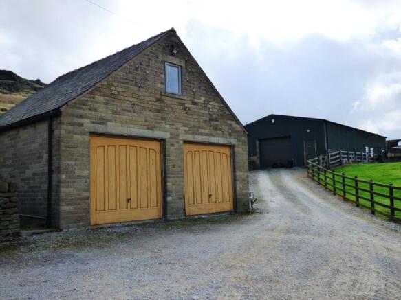 Garage And Outbuildi