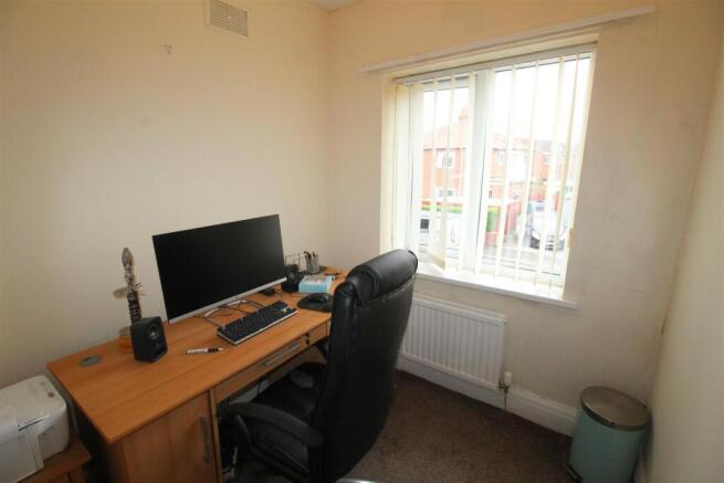 Curzon Road, 179, bed 3.JPG