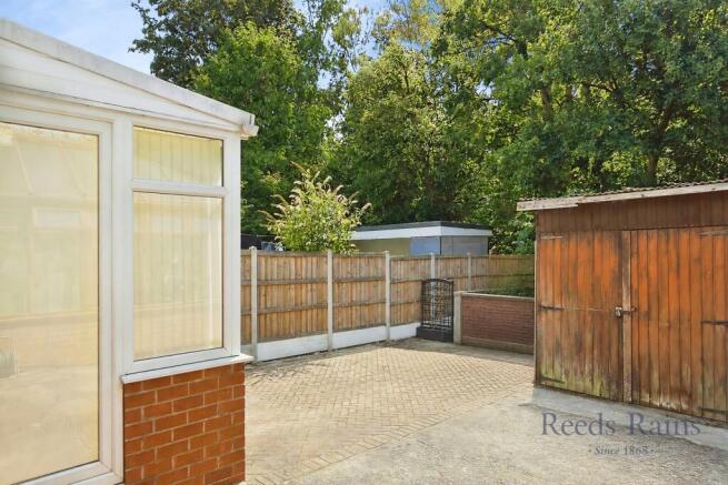 2 bed Semi-Detached for sale Image 9