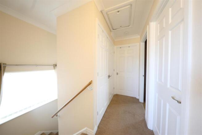 3 bed Detached for sale Image 6
