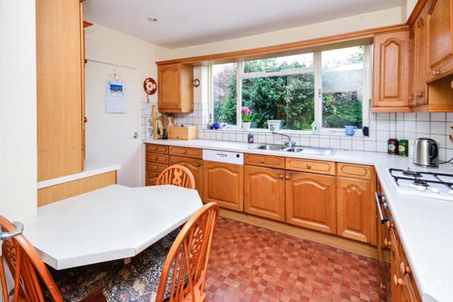 Kitchen/Breakfast Ro