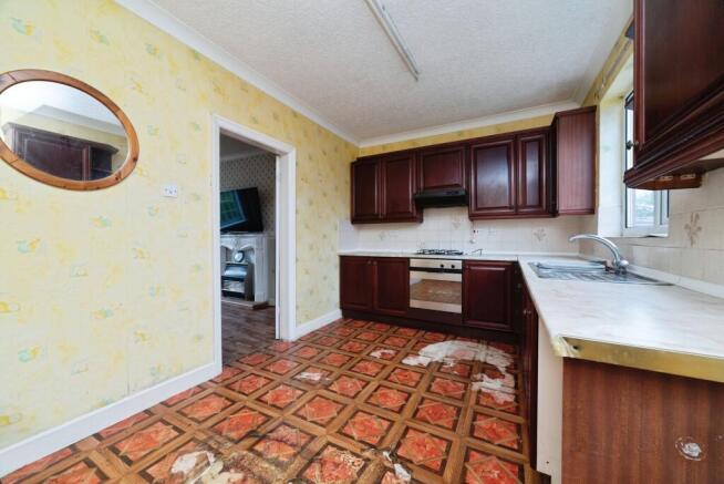 3 bed Terraced for sale Image 10