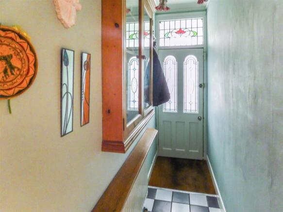 Entrance hall.jpeg