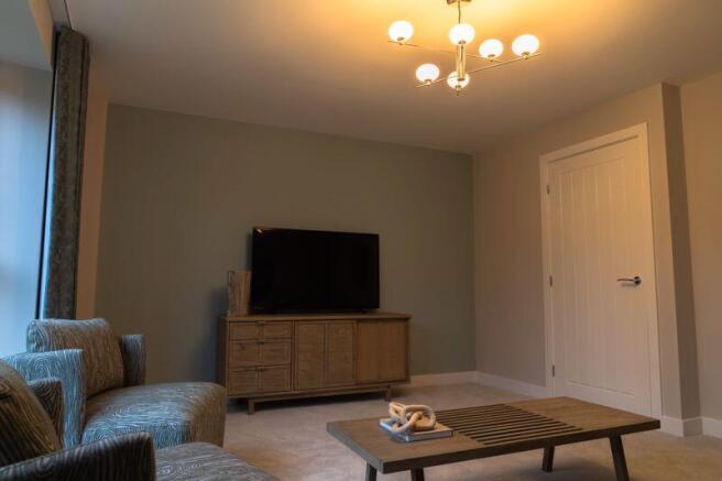 3 bed Semi-Detached for sale Image 9